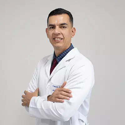 DR. RENIZIO SARAIVA